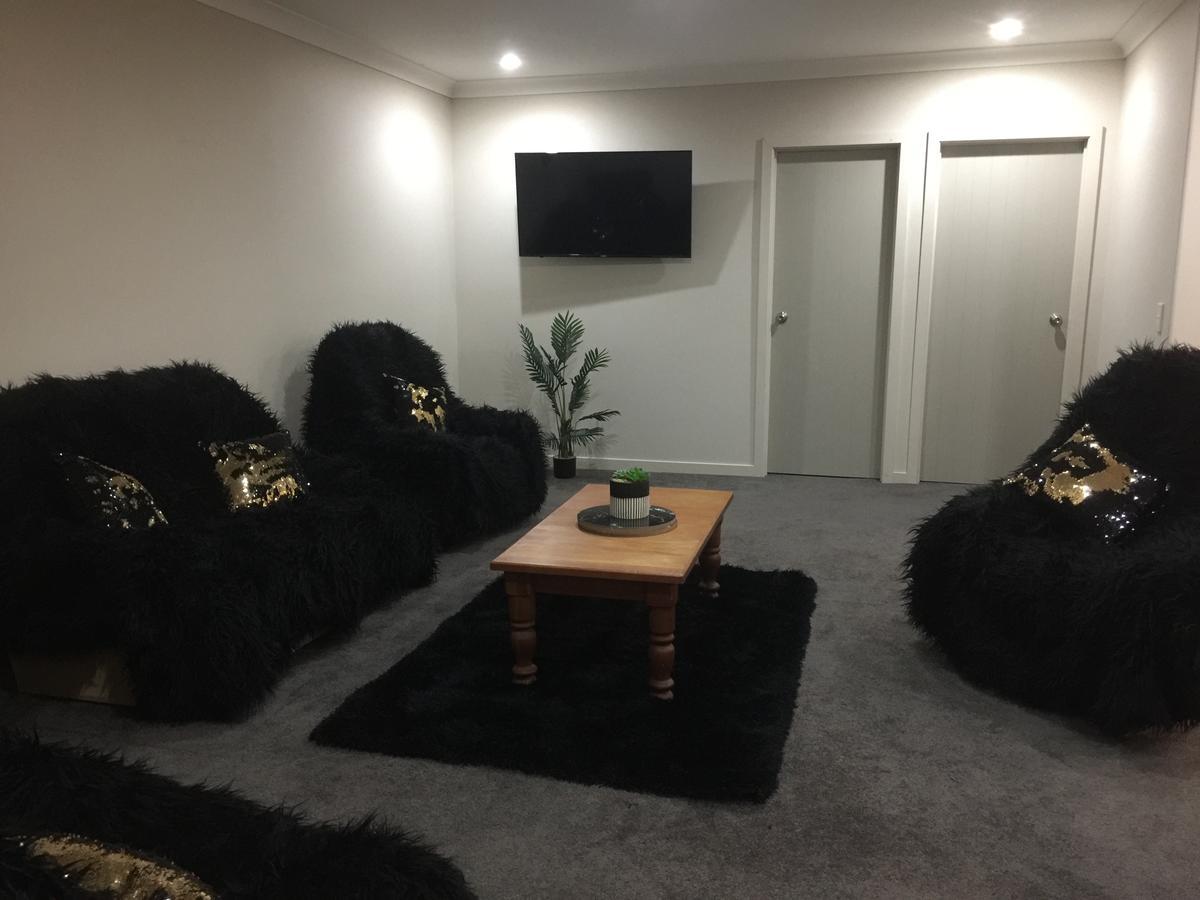 Acacia Bay Taupo Villa Bagian luar foto
